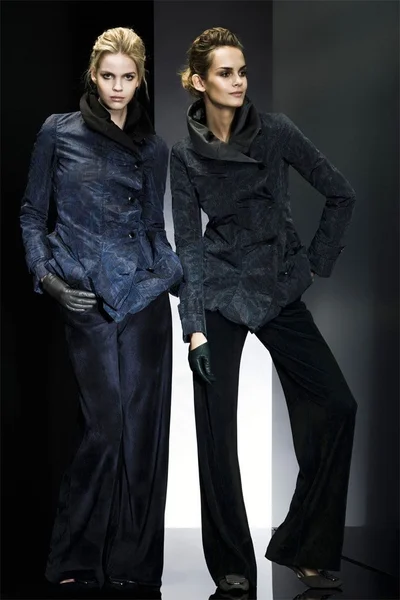 Look 15